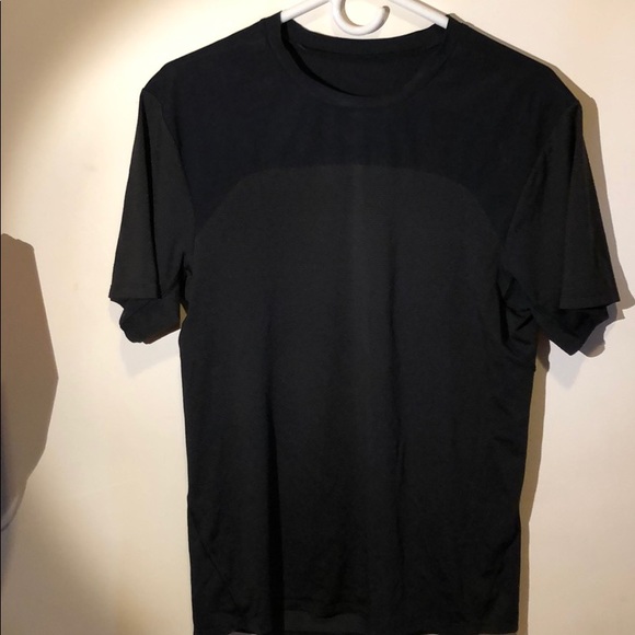 lululemon athletica Other - Lululemon plain black tee